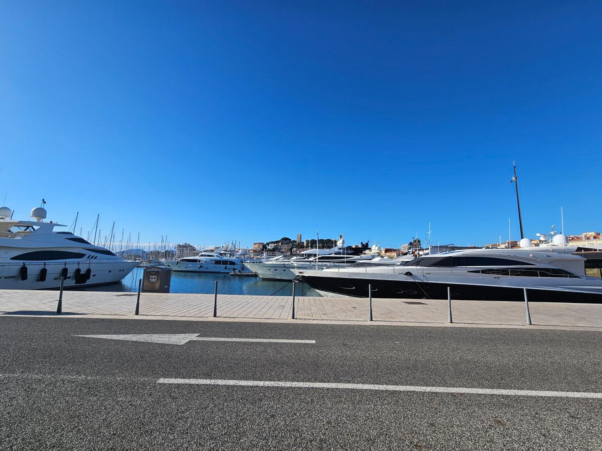 르까네 The Yachting - Host Provence 아파트 외부 사진